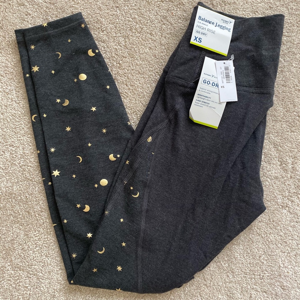 NWT Old Navy Stars and Moon Balance Legging